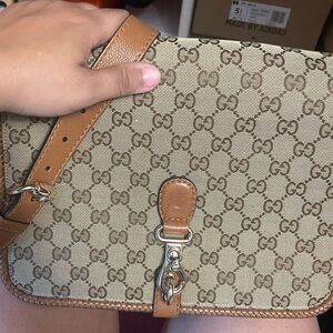 Authentic Vintage Gucci Tan GG Monogram Canvas Marrakech Messenger bag